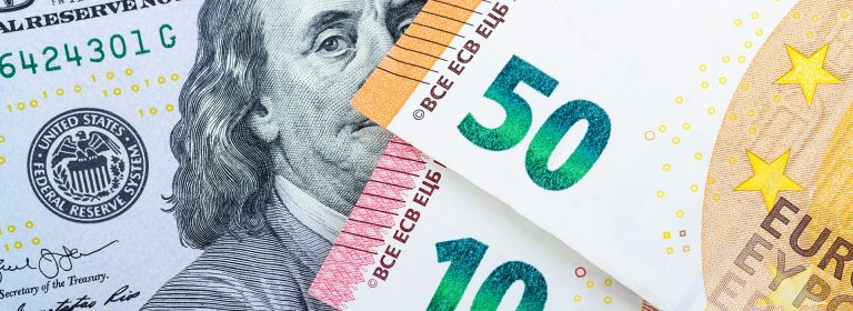 Cambia tus divisas de dólares y Euros a la mejor tasa